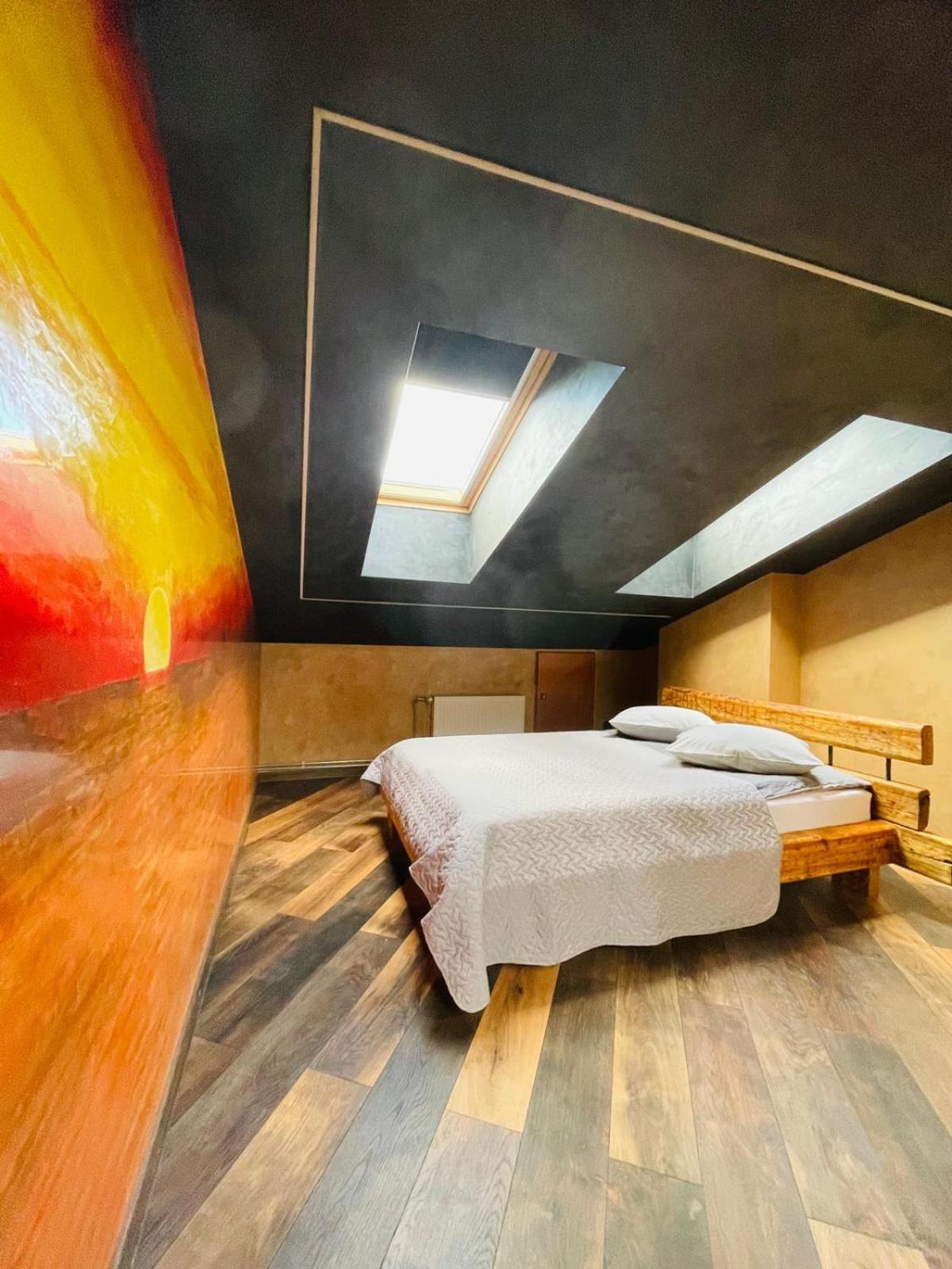 Brivibas - Sunset, Free Privat Parking, Free Wifi, Self Check-in Appartement Riga