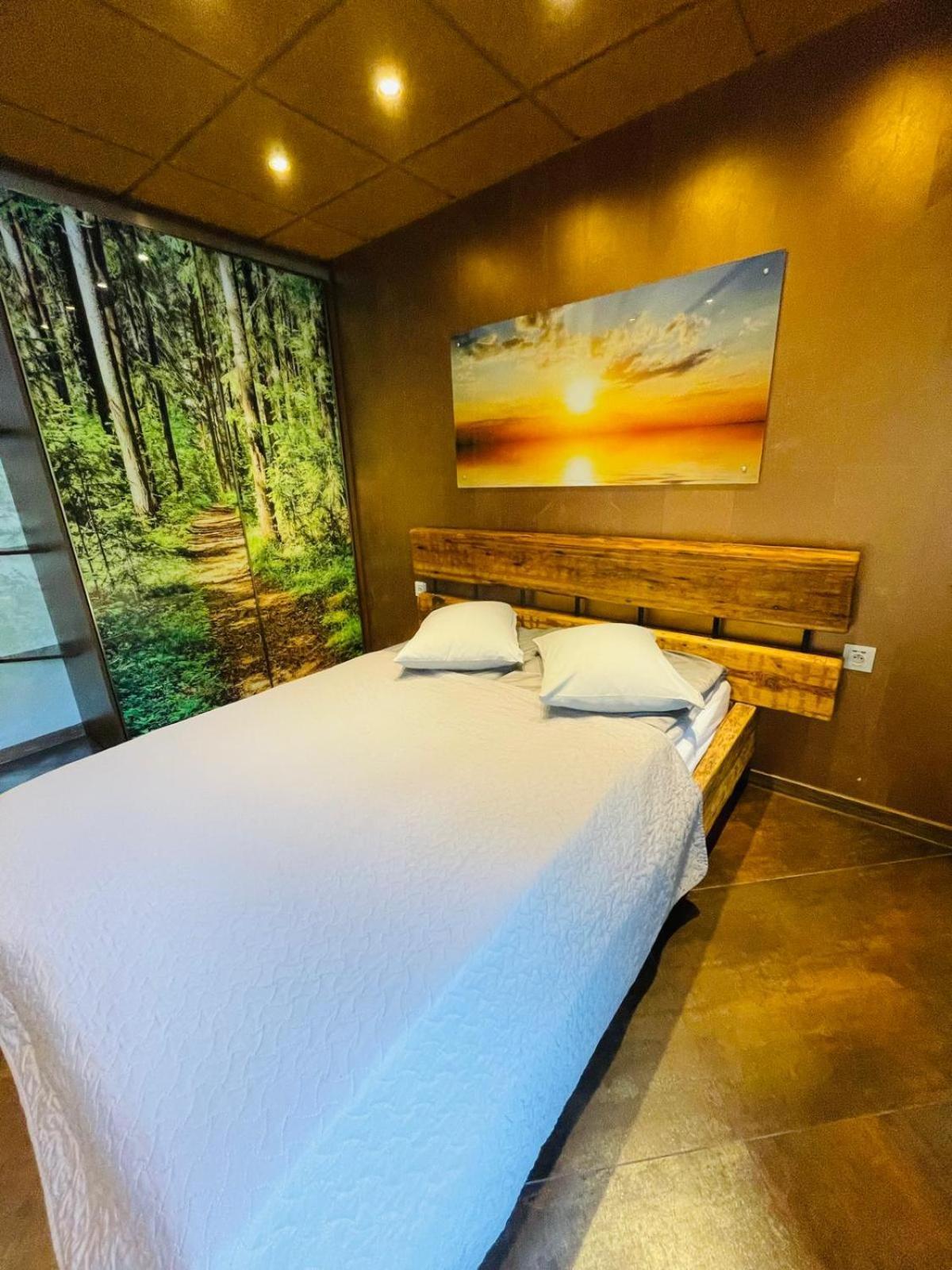Brivibas - Sunset, Free Privat Parking, Free Wifi, Self Check-in Riga