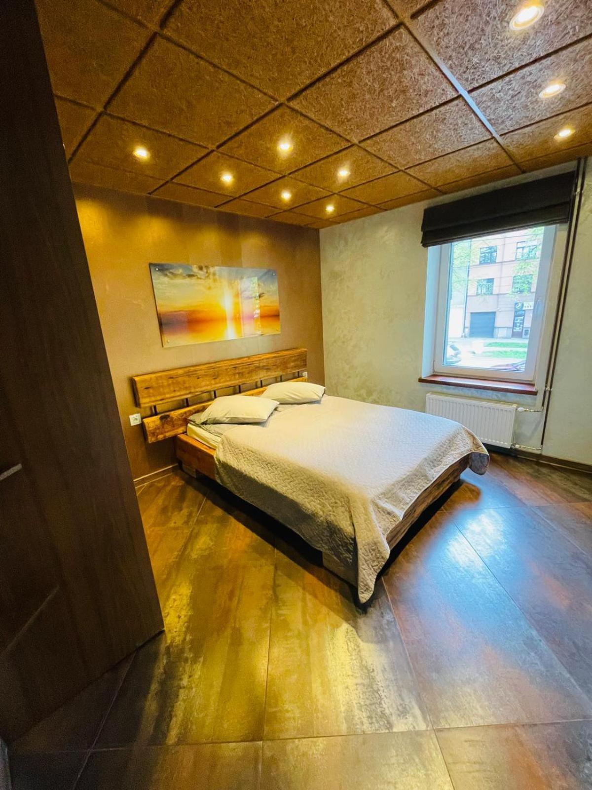 Brivibas - Sunset, Free Privat Parking, Free Wifi, Self Check-in