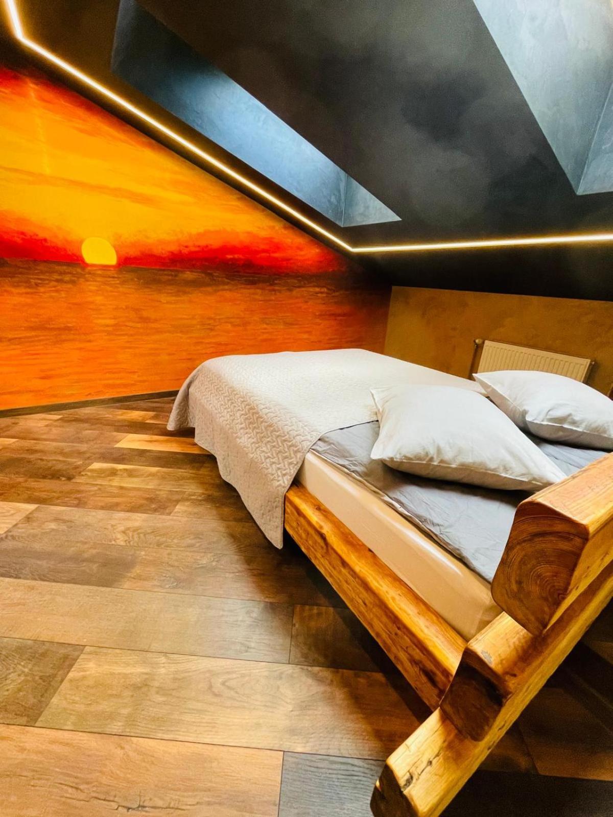 Apartment Brivibas - Sunset, Free Privat Parking, Free Wifi, Self Check-in *